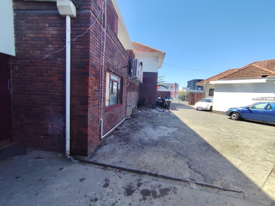 50 Bedroom Property for Sale in Lansdowne Western Cape